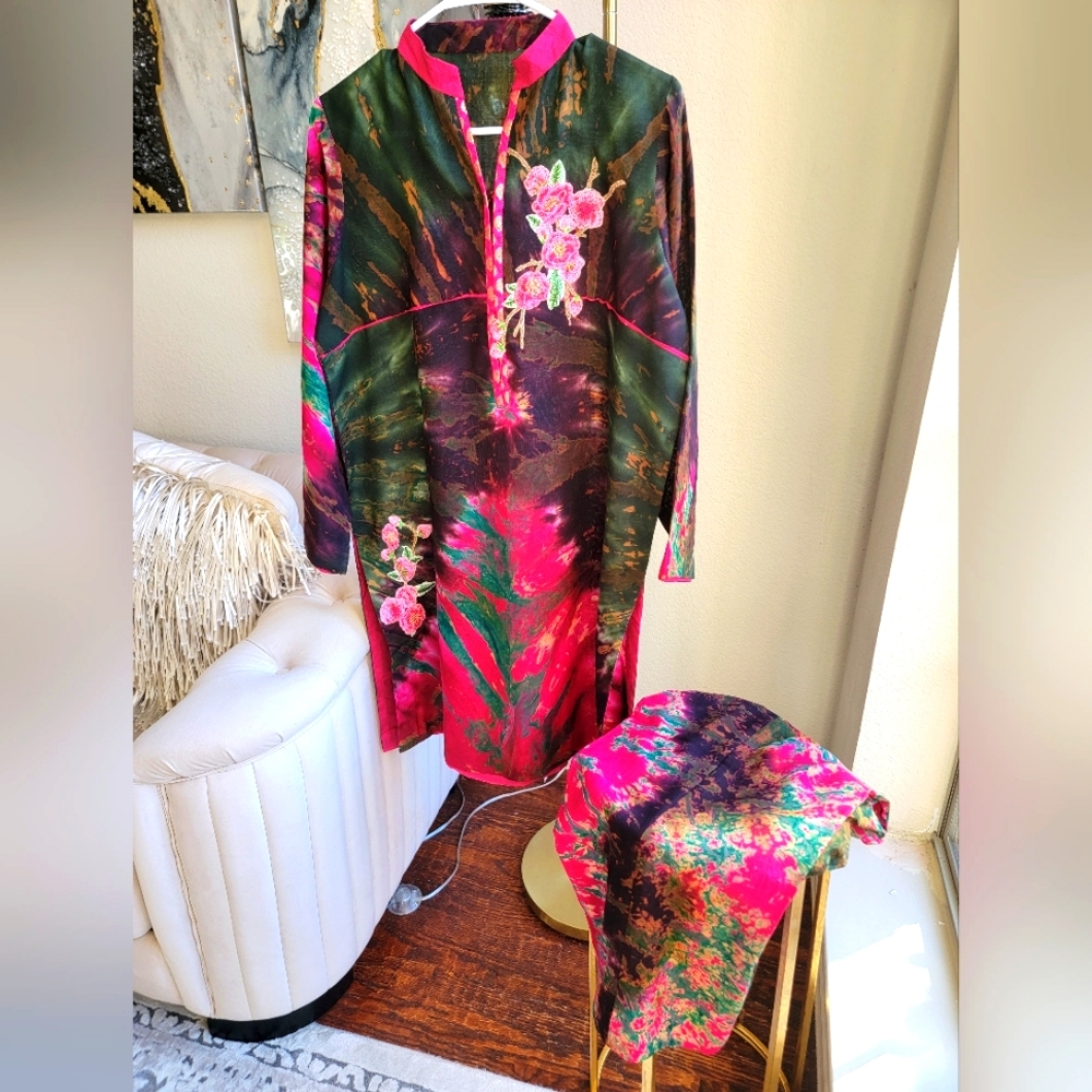Tye Dye 2 piece Coordinated set.Top and pants